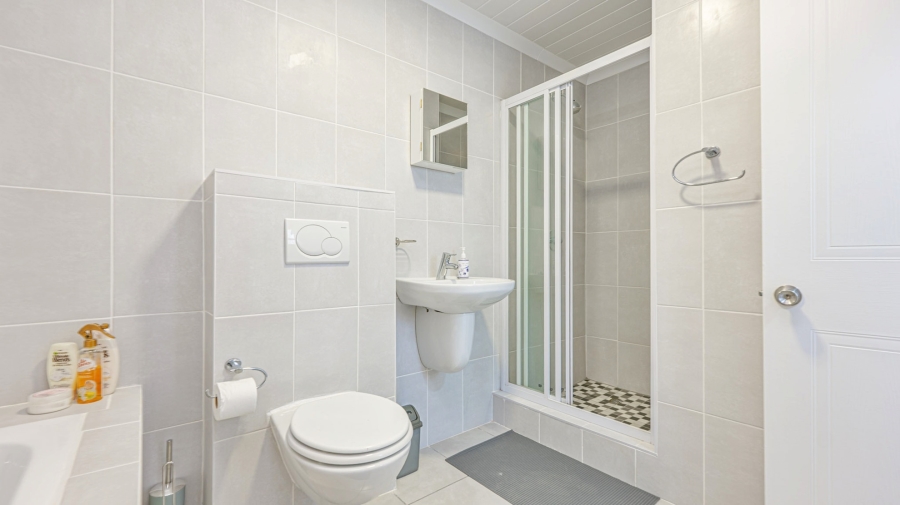 3 Bedroom Property for Sale in Struisbaai Western Cape